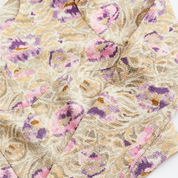 H&M Multicolor Recycled Fabric Top - Picture 4 of 10